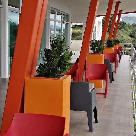 Boho Chic, Apart- Condo Cerca De Sjo Intl Airport هيريديا المظهر الخارجي الصورة